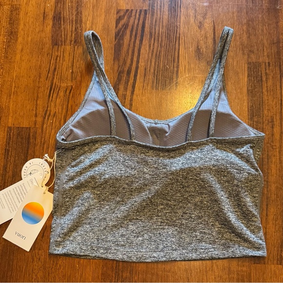 Vuori Halo Performance Crop Top in Heather Grey - Picture 7 of 9